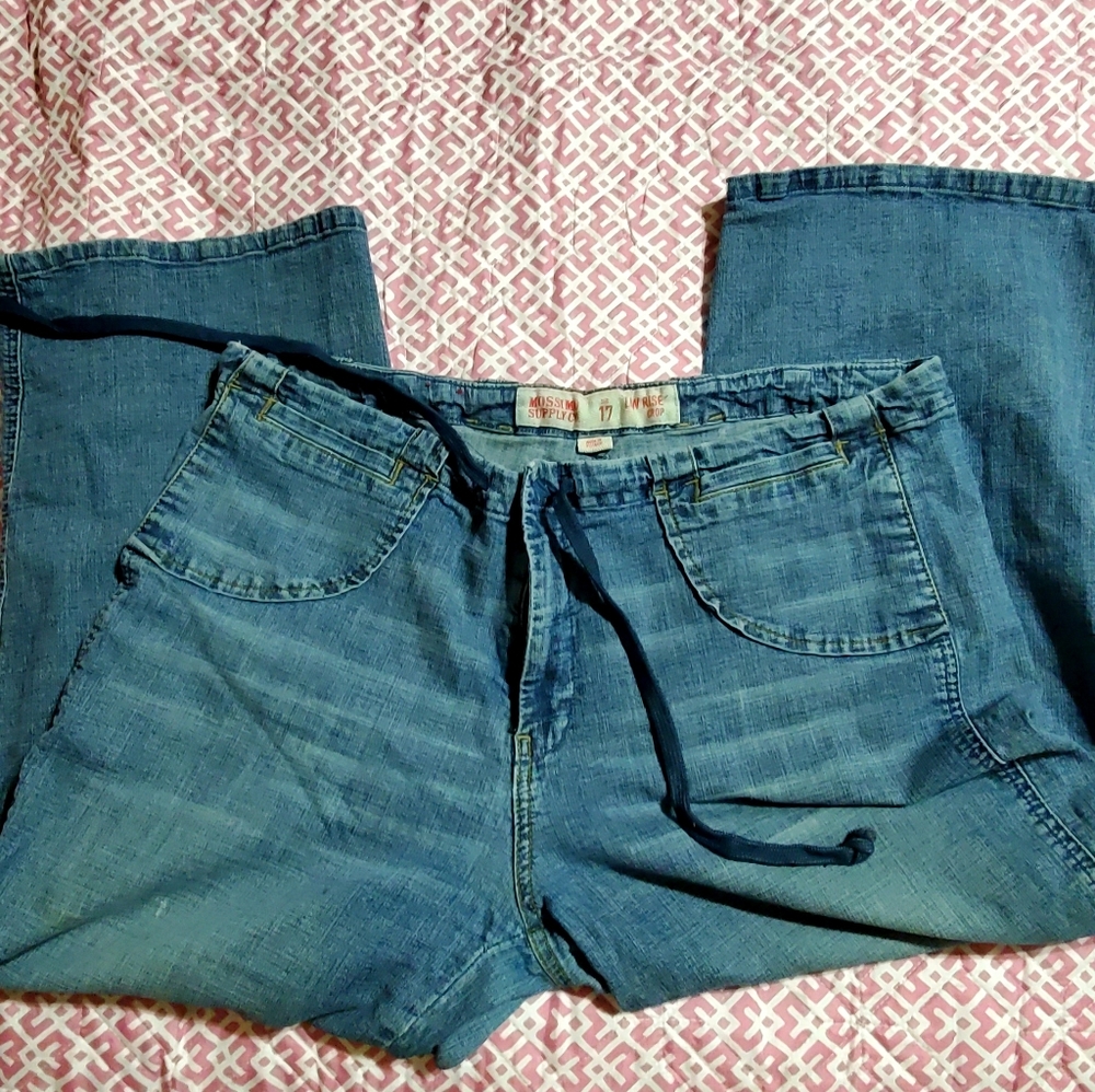 Woman's capris